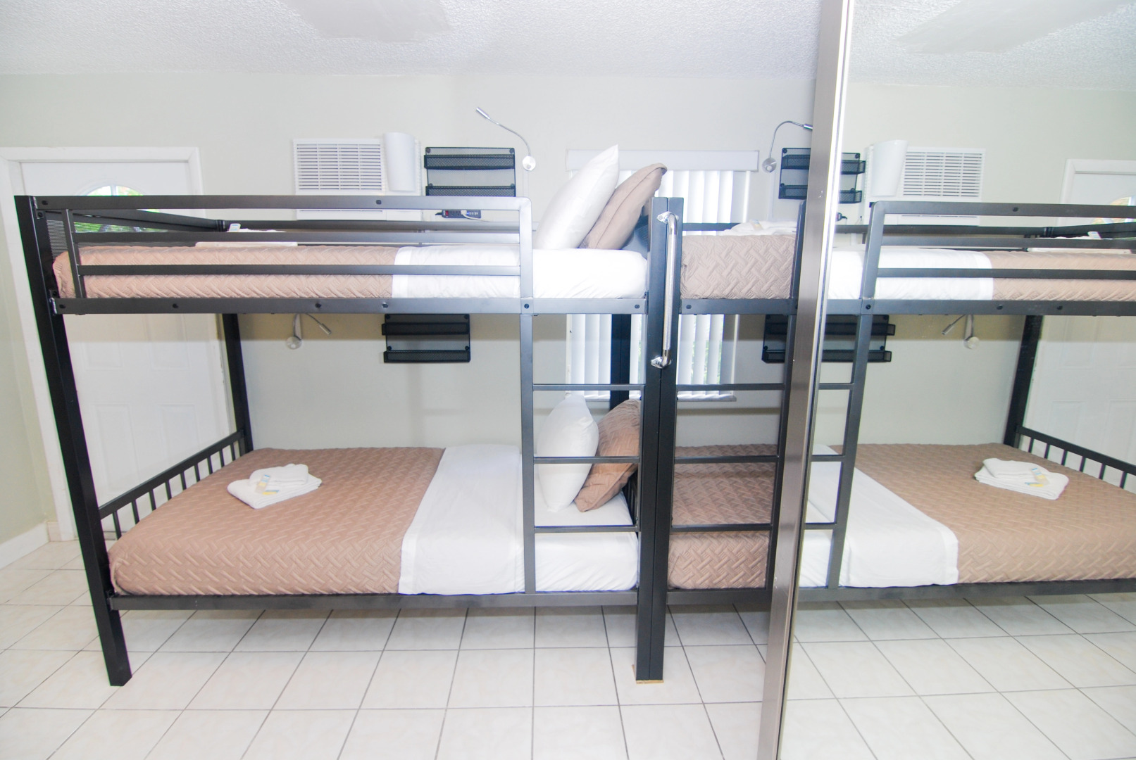 Хостел Sheridan