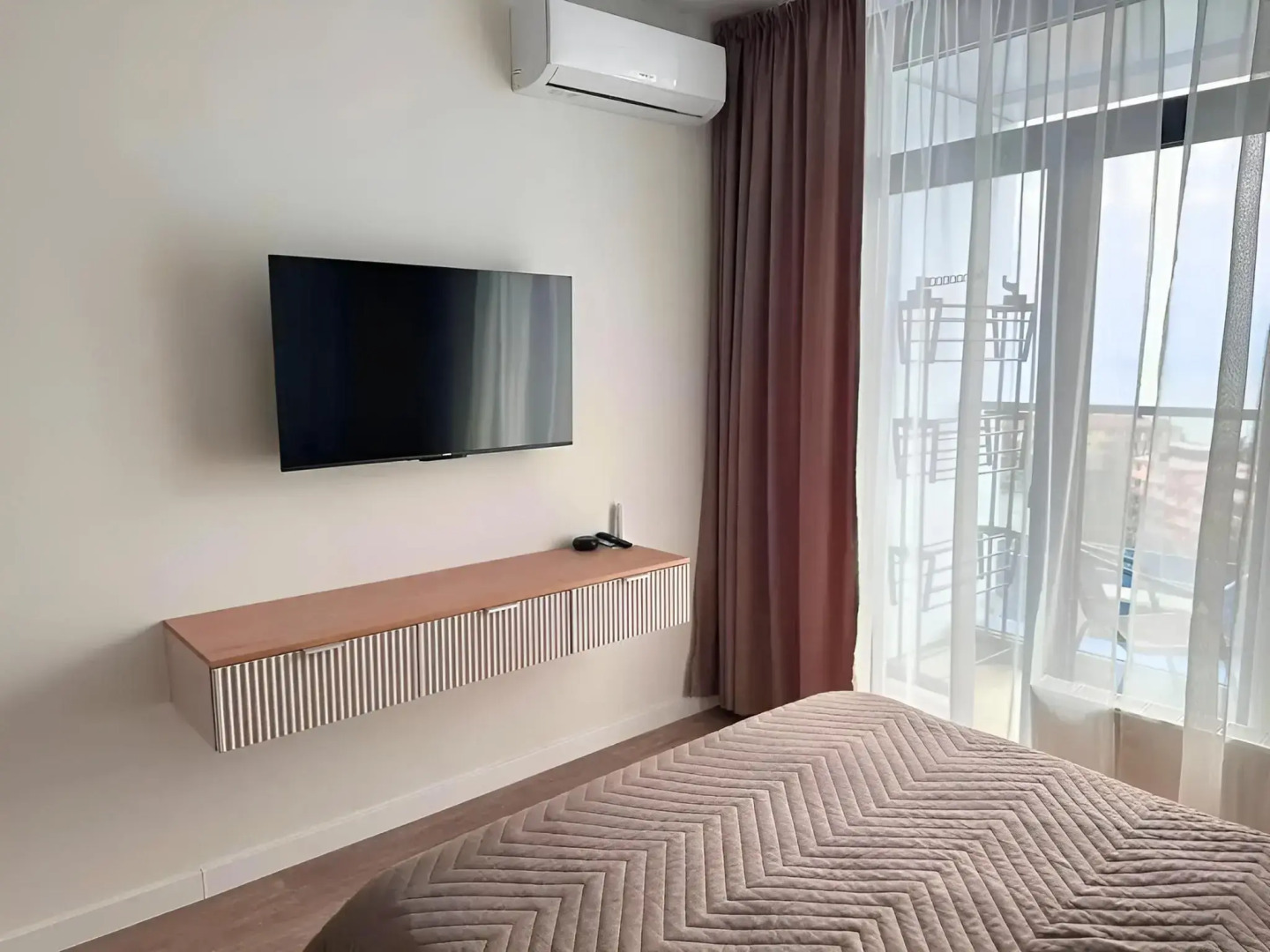 Апартаменты ЖК Кислород с видом на море 38 кв м