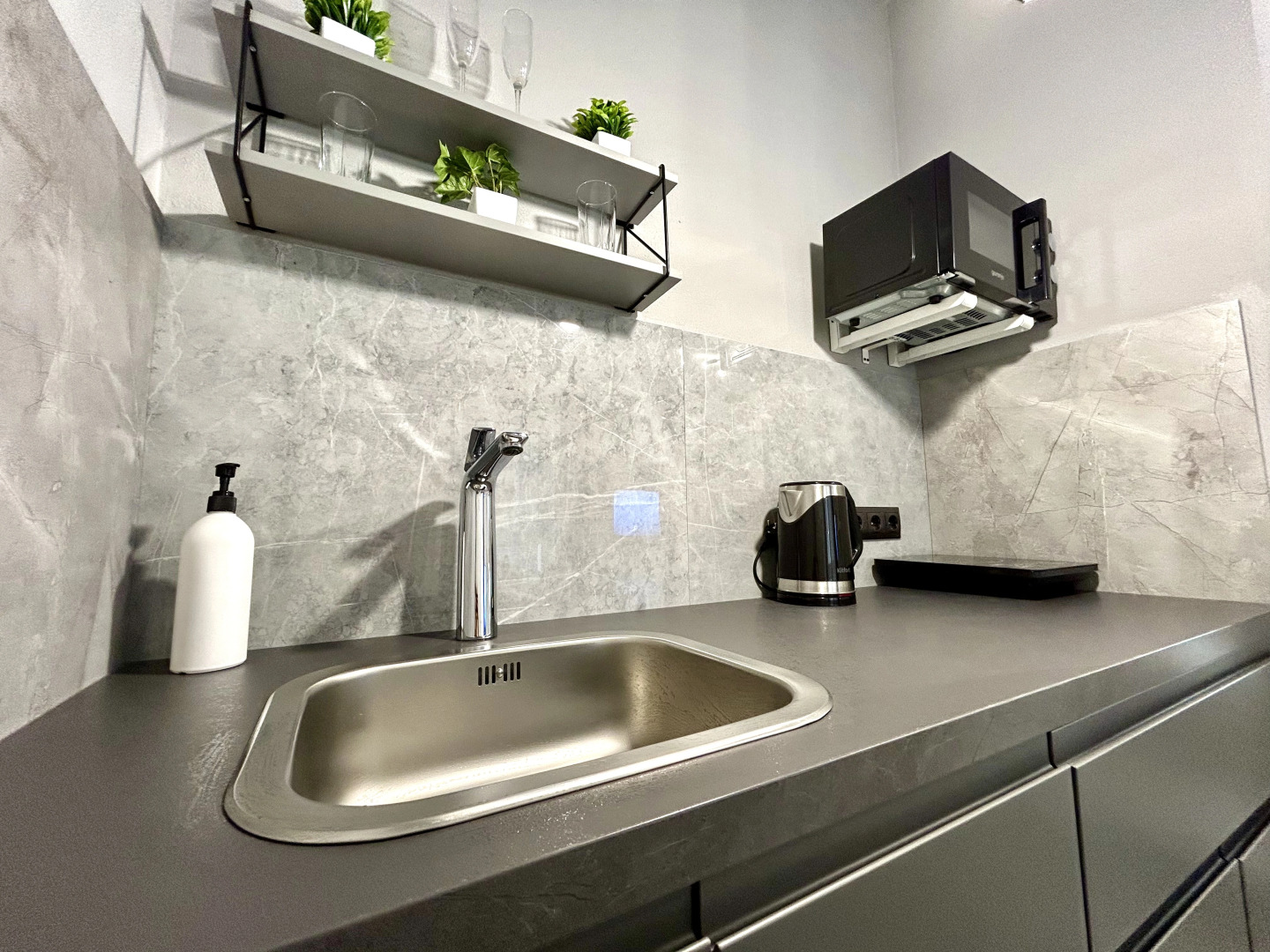 Апартаменты FSF Премиальная Студия с Дистанционным Заселением