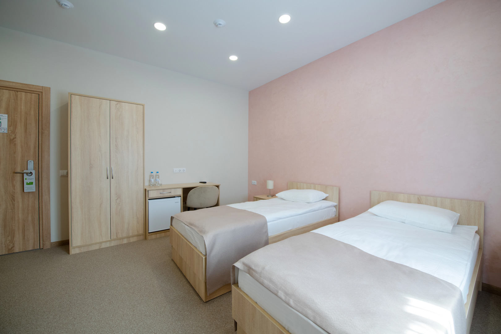 Отель Кипарис