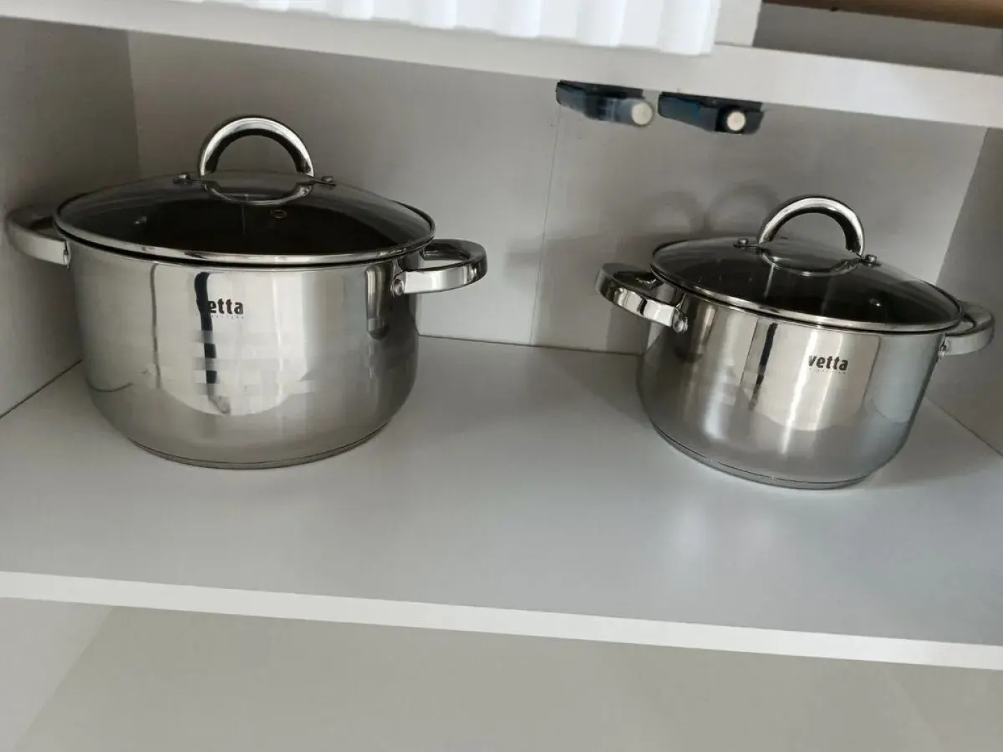 Апартаменты Вместительные Двухкомнатные  №1  в Новом Доме для Проживания от 1 до 4 Человек