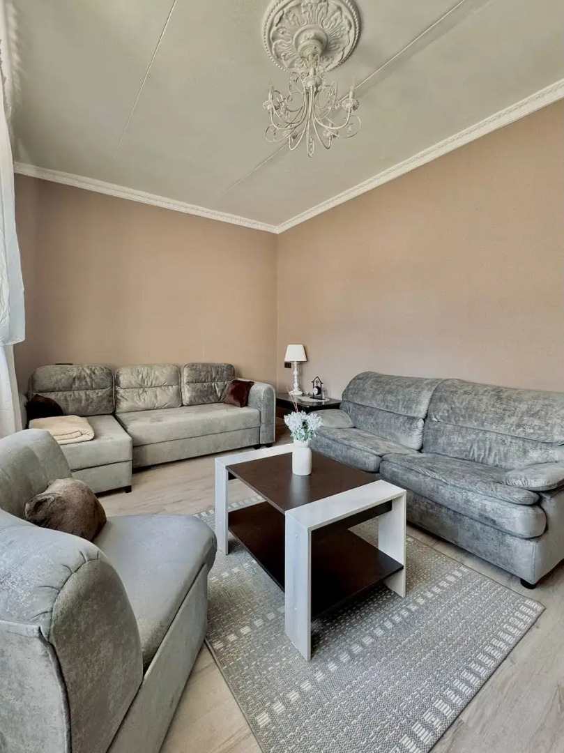 Апартаменты Шикарная уютная Трешка возле Площадь Победы