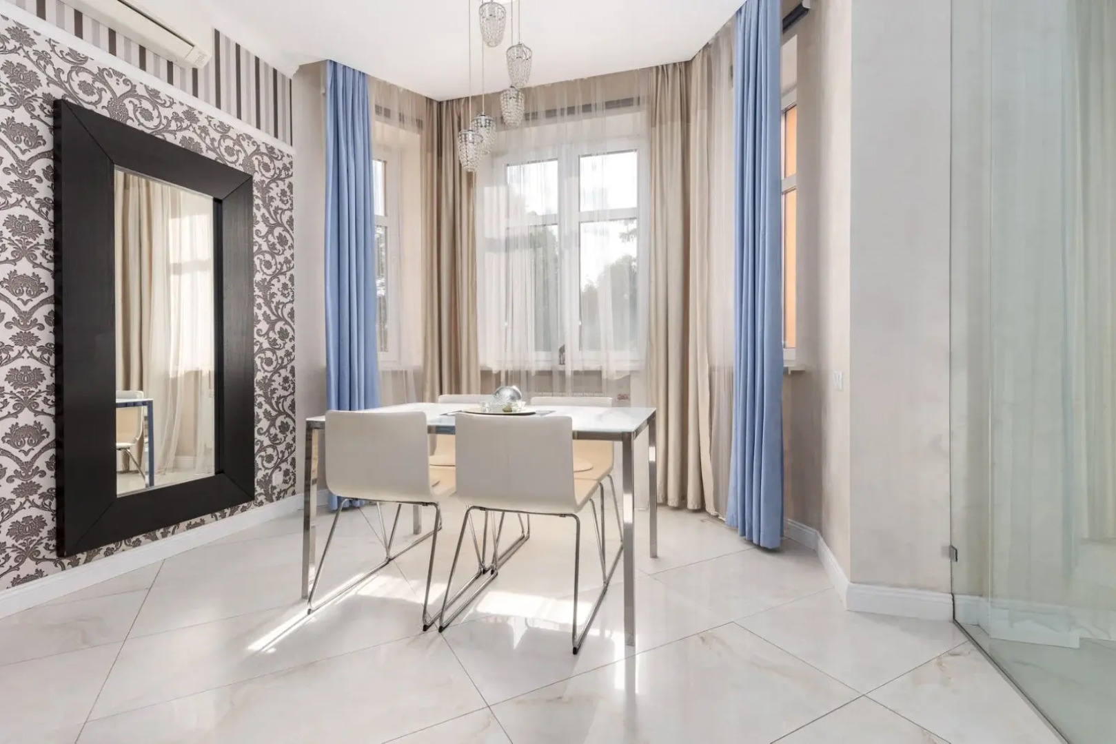 Апартаменты Royal apartments Minsk 3