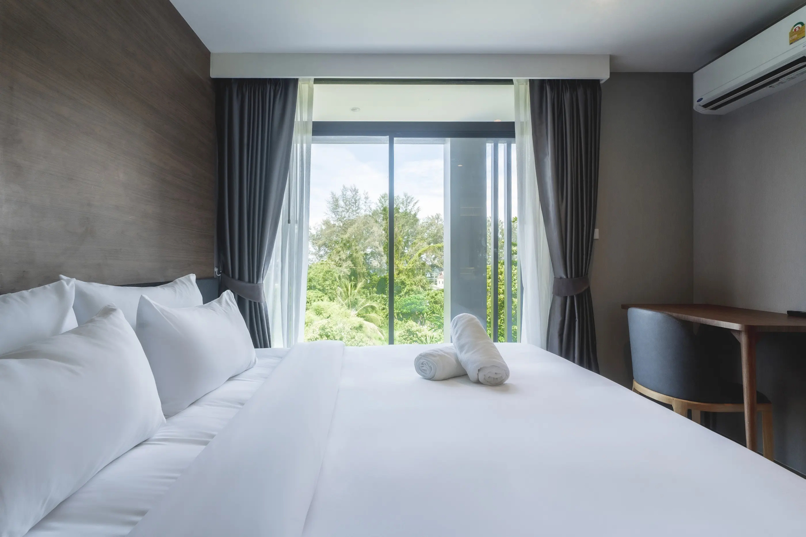 Апартаменты Beachfront 1501 br at Wyndham Naithon Phuket