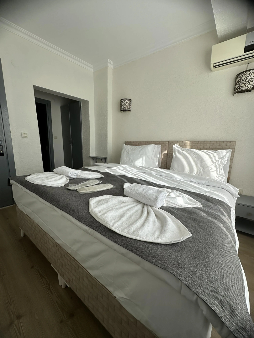 Big Orange Hotel