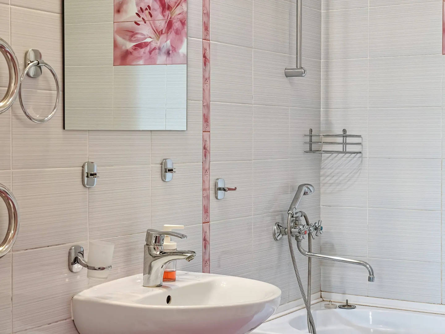 Апартаменты Крылова, 34, этаж 13