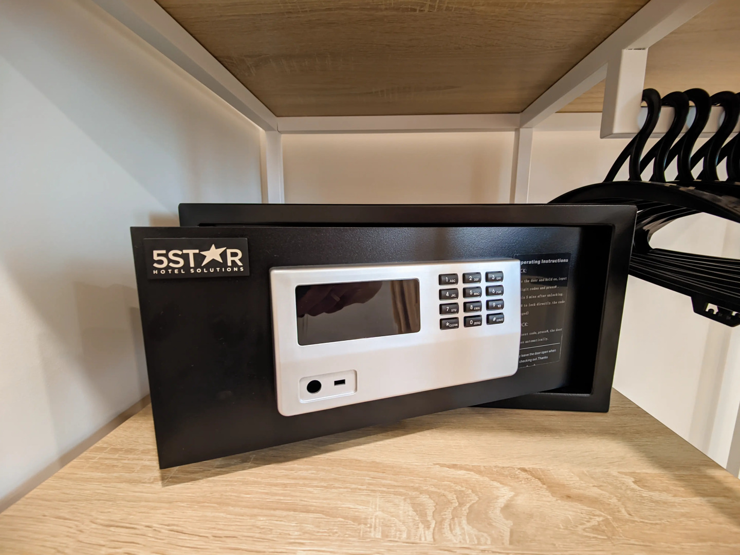 Отель Фешин