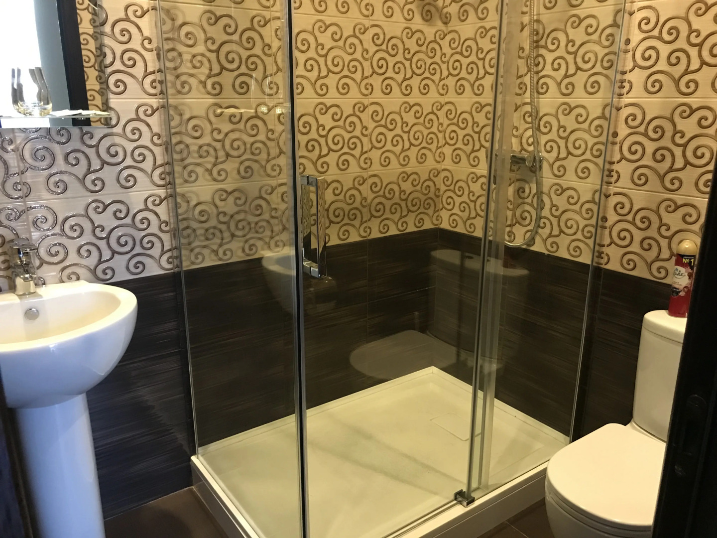 Отель Империал