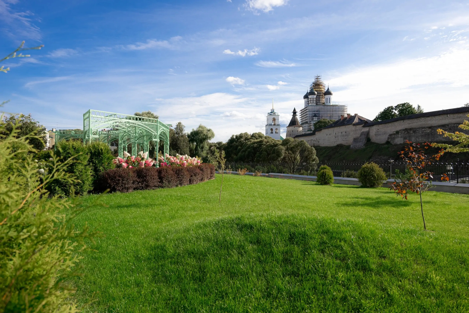 Отель Генрих