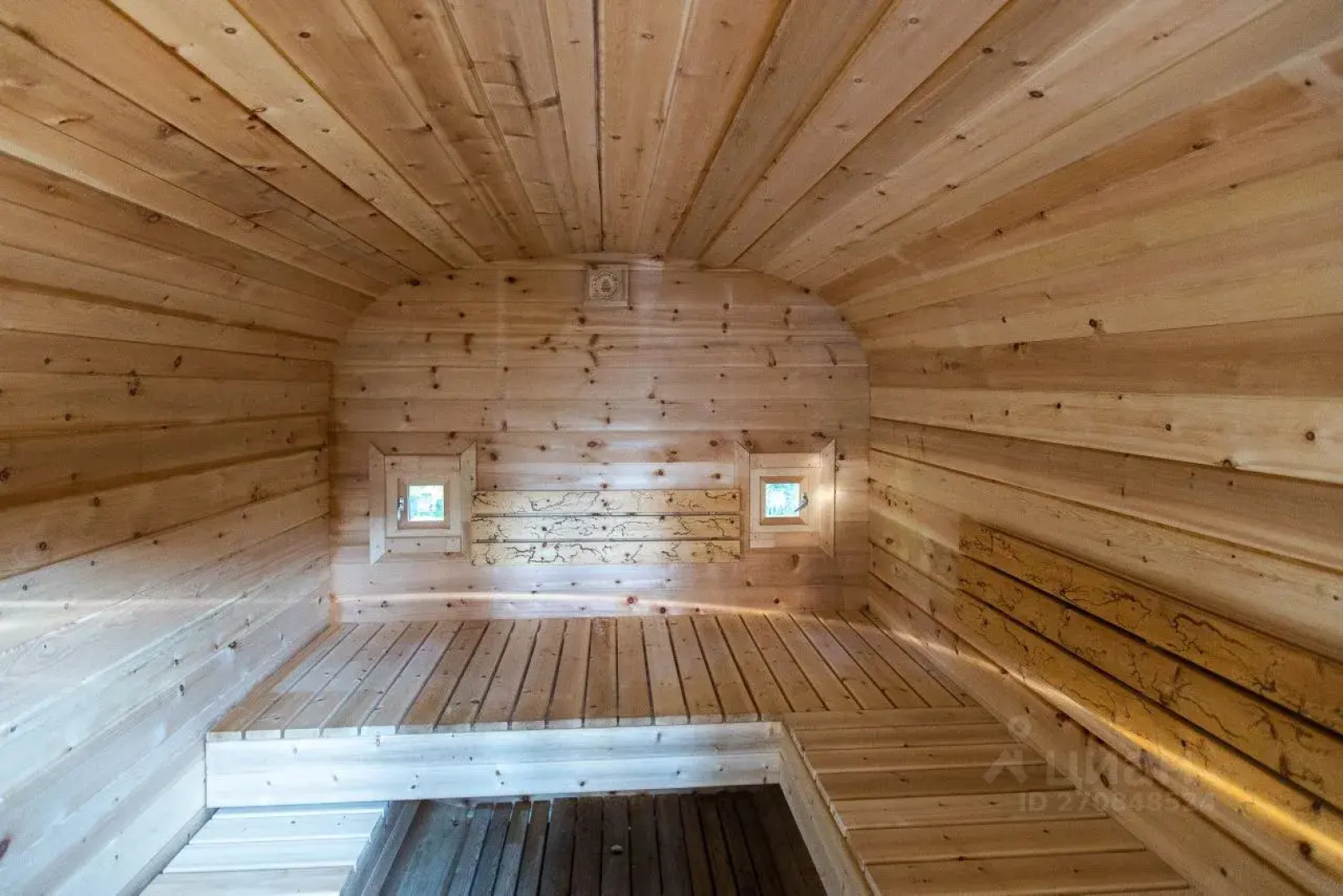 Частный дом у Реки с Баней