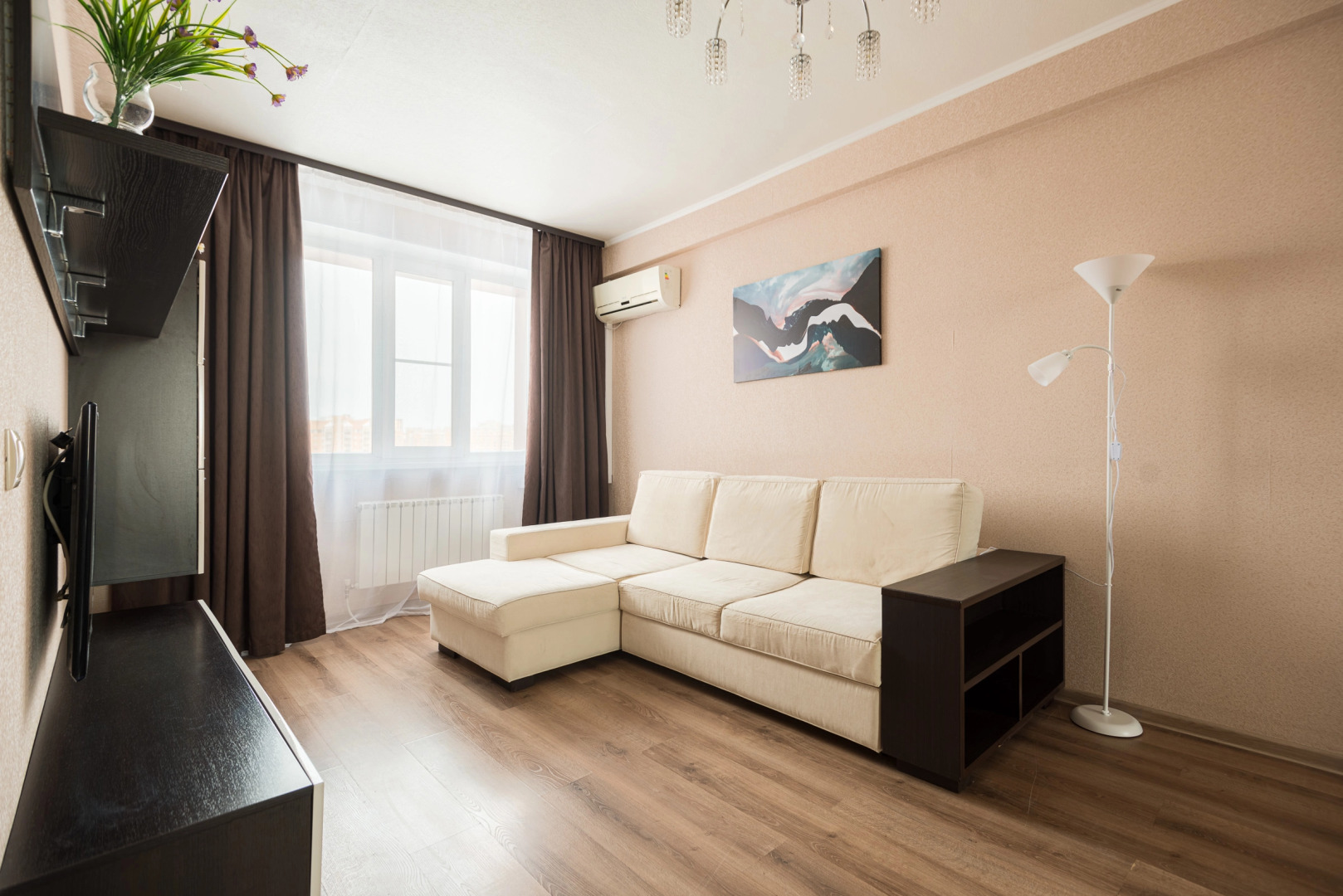 Квартира 2-к в центре на Ярославской 72 от RentAp, 4 сп.места