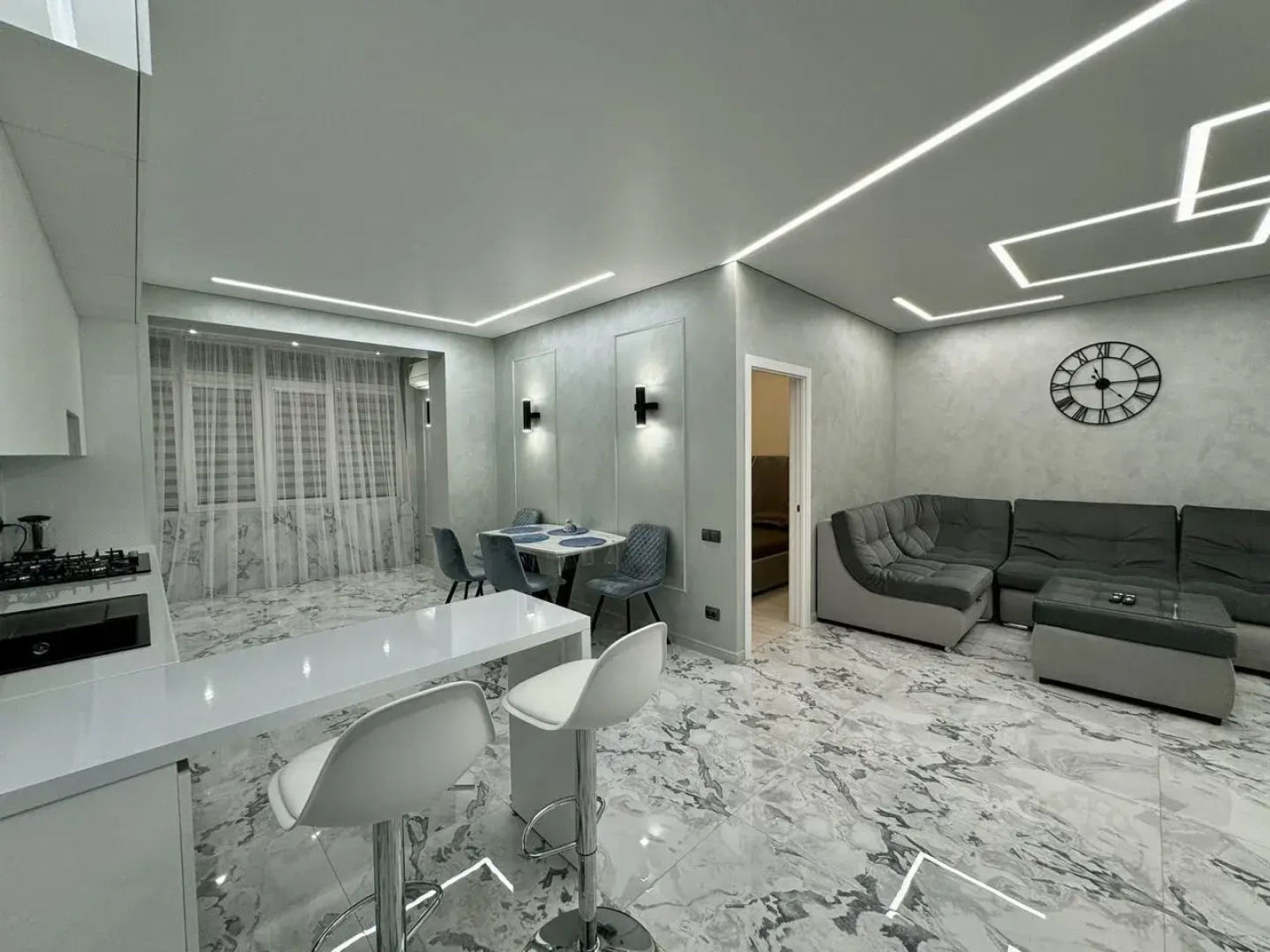 Квартира на Курсантов Кировцев 4А