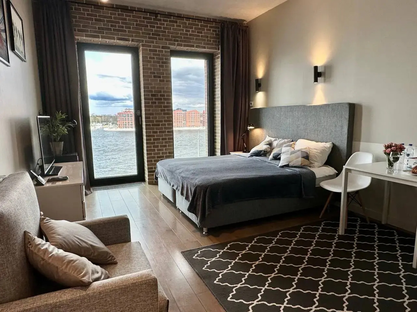 Апартаменты LUX