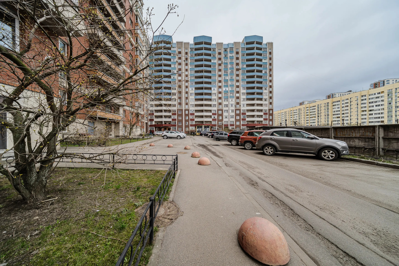 Квартира Просторная 2-х Комнатная Квартира в Московском Районе