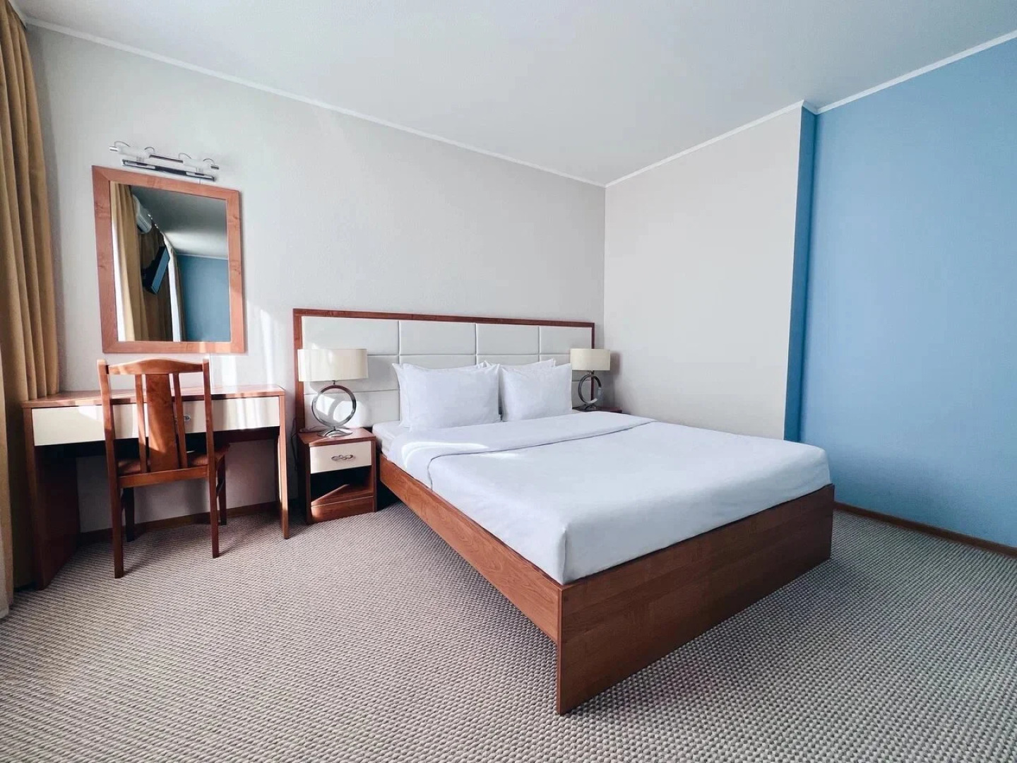 Отель Apri Polet Hotel