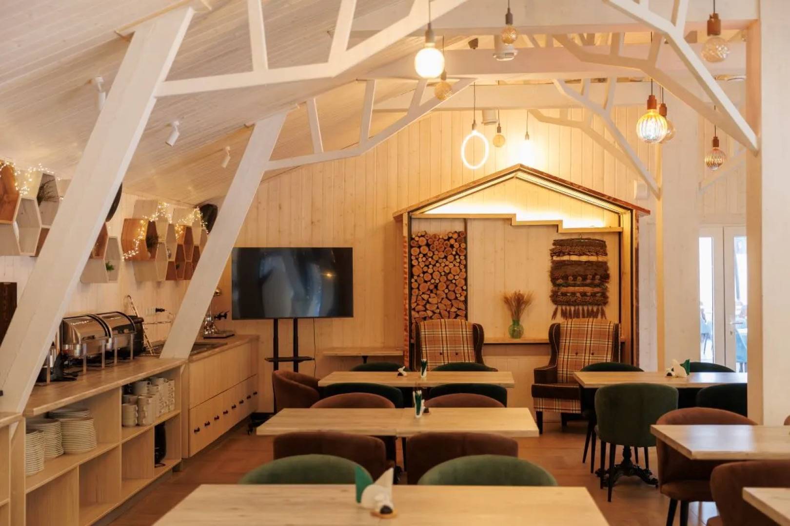 Отель  Хвоя.Карелия