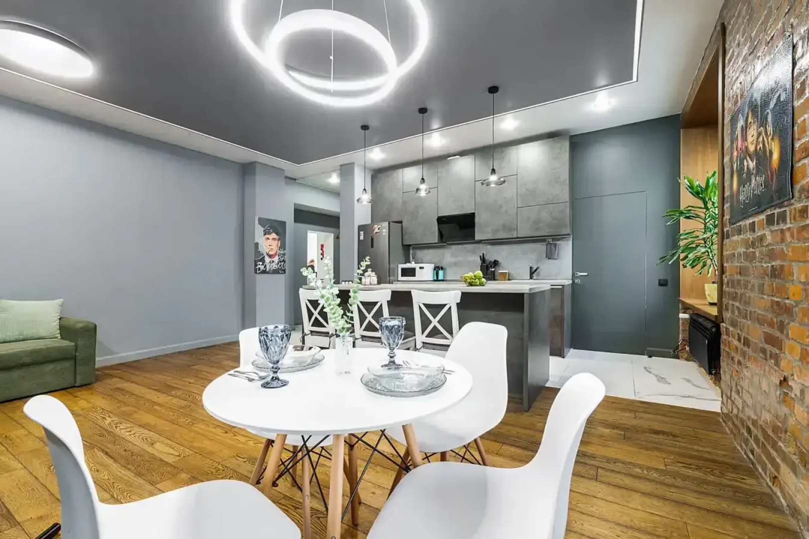 Квартира Дизайнерская 4х в Центре Санкт Петербурга