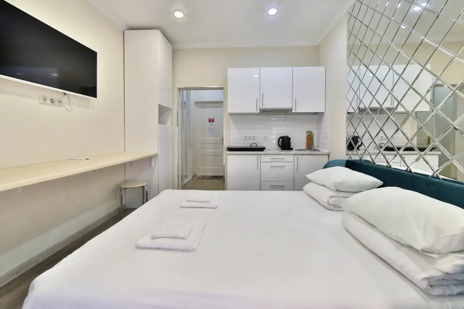 Апартаменты Покровский парк Студия с диваном (2 этаж как 1)