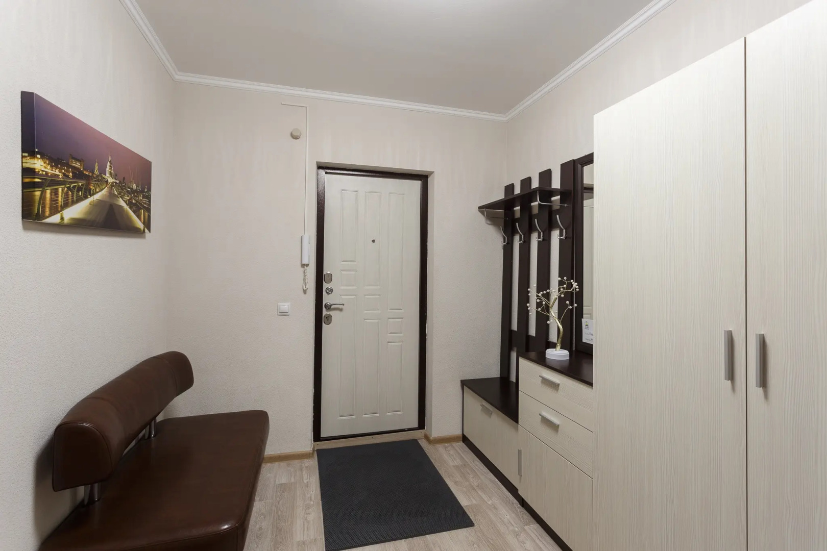 Апартаменты Живи Уютно на Монтклер