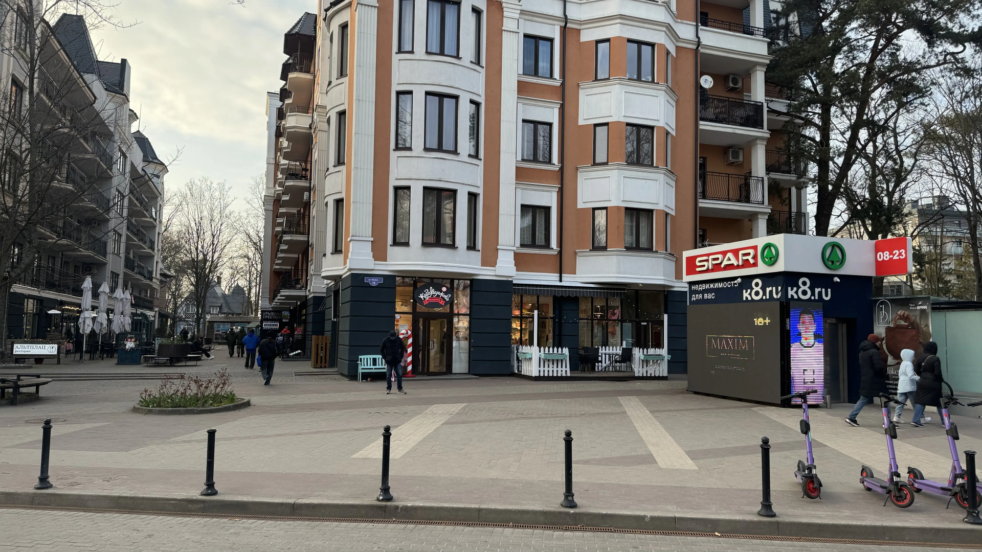 Апартаменты 6 Этаж (6 Floor)