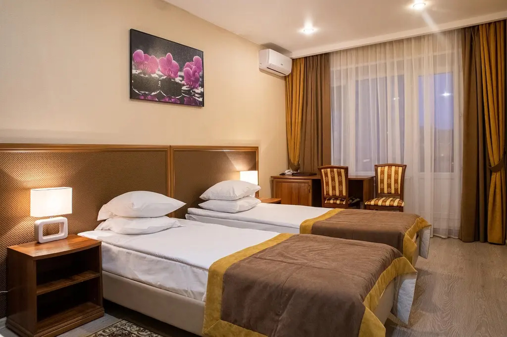 Отель Корса Вита