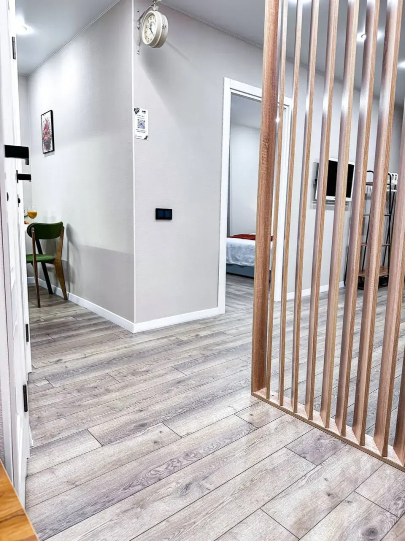 Квартира двухкомнатная в Кировске на Ленина 22 сеть Как дома