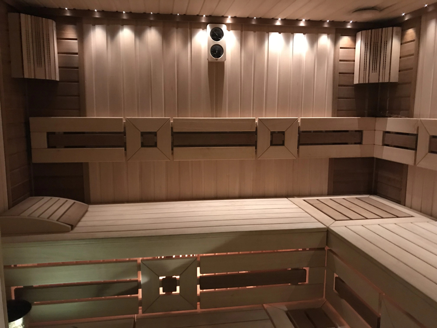 Вилла Lobnya Village