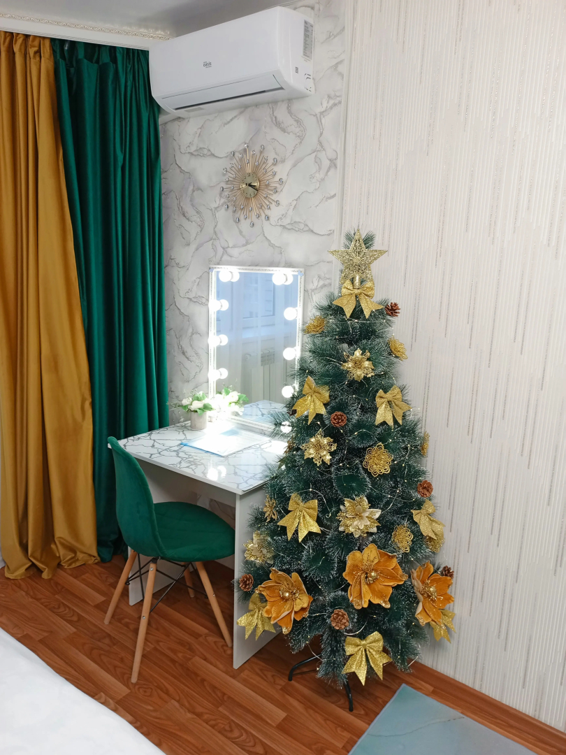 Апартаменты в Университетском Изумруд Lion Apart