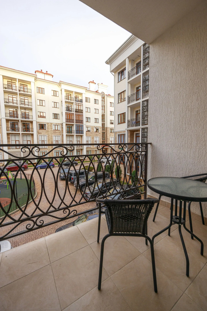 Апартаменты Emerald Comfort 2 в ЖК Изумрудный город