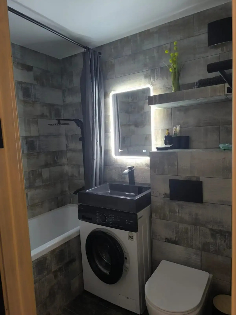 Квартира Двухкомнатная в центре ФМР