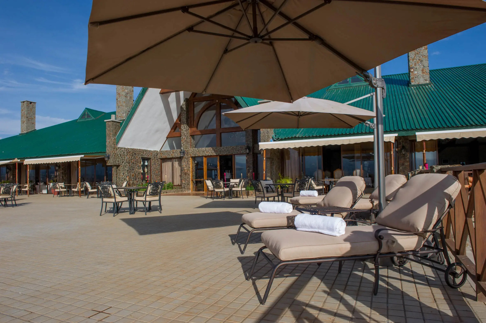 Отель Ngorongoro Oldeani Mountain Lodge