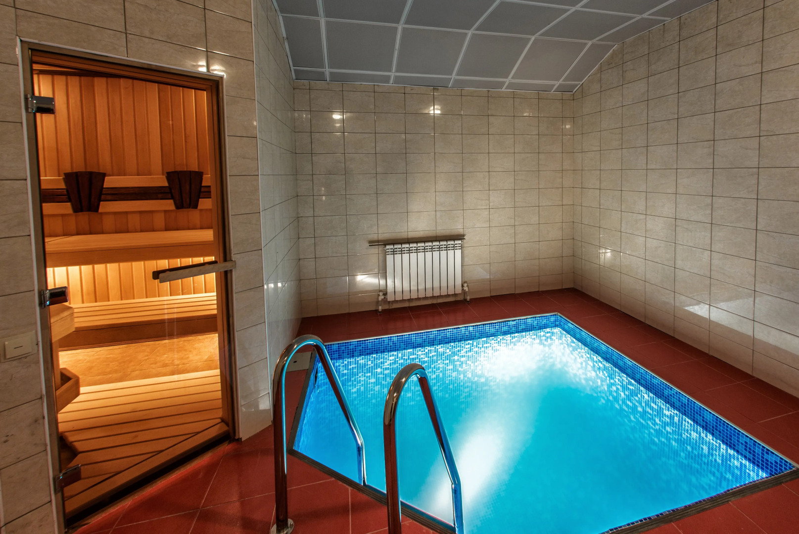 Отель Мартон Родина