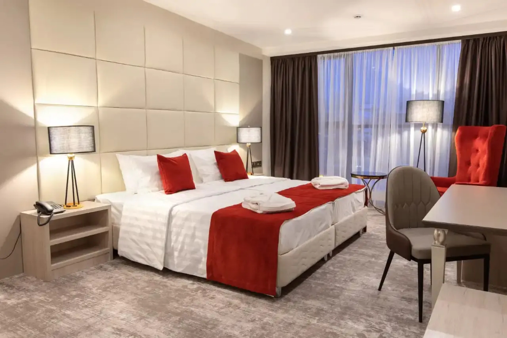 Отель Кухтерин