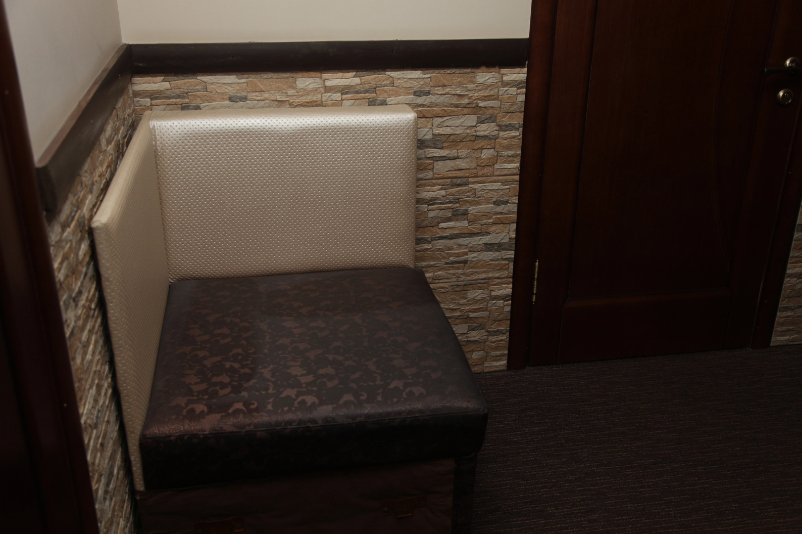 Отель Наступ