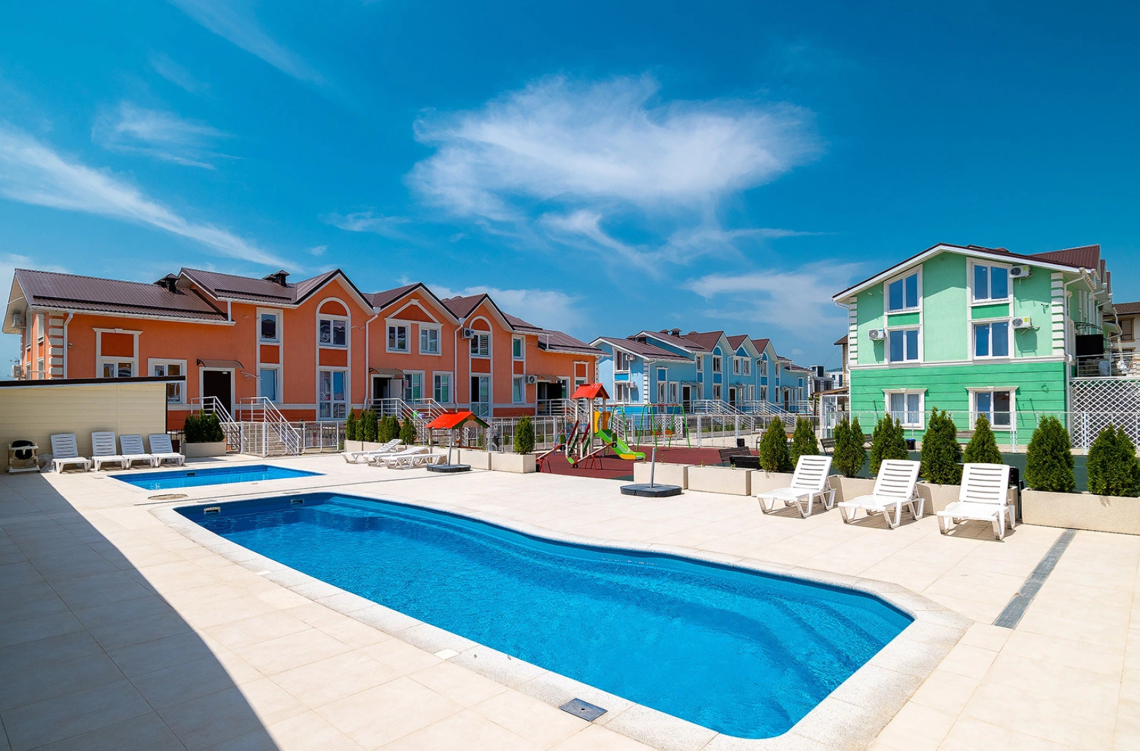 Апартаменты с круглогодичным бассейном и прекрасным видом