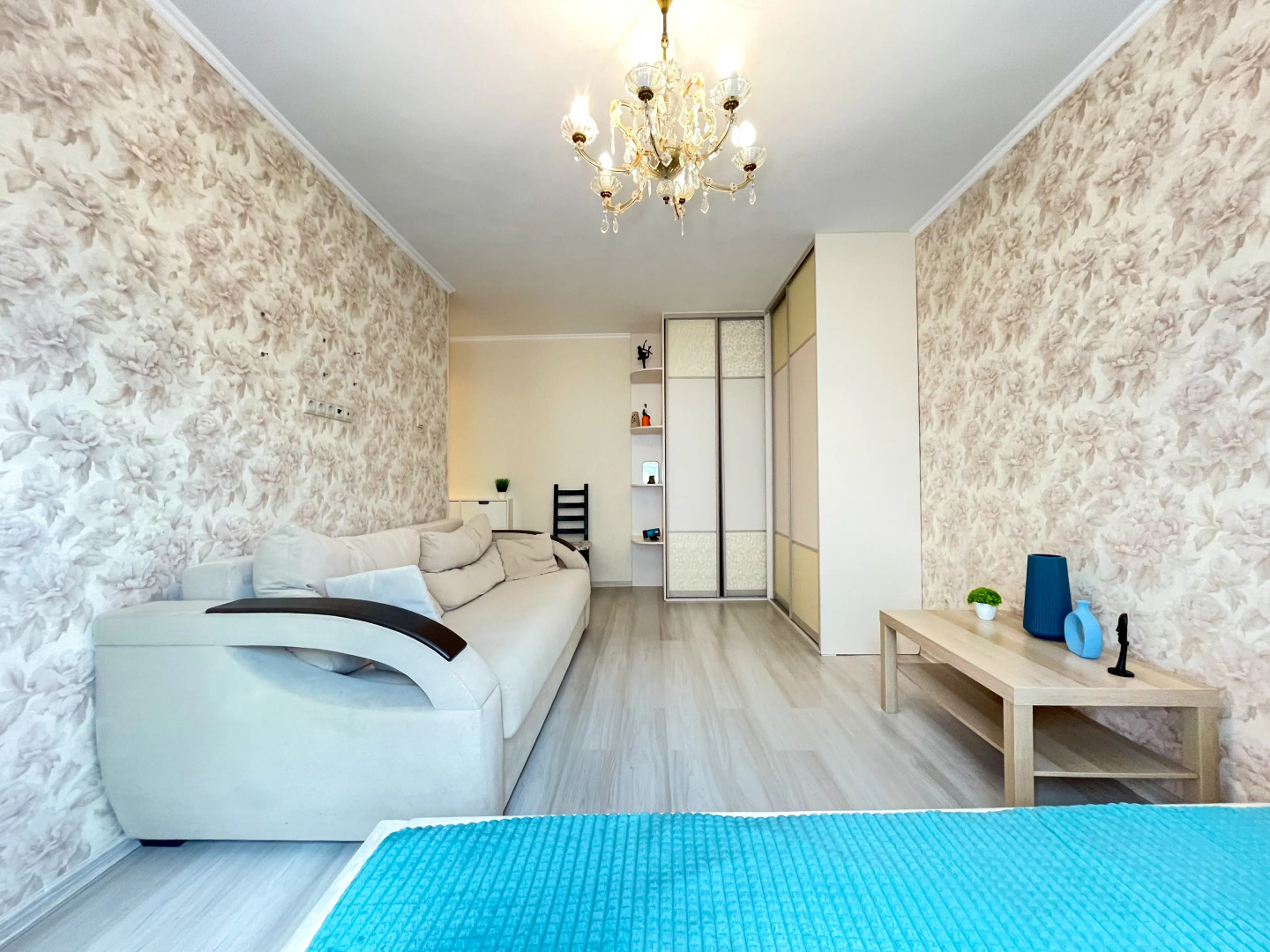 Апартаменты 1-комнатная Квартира на 5/9 этаже