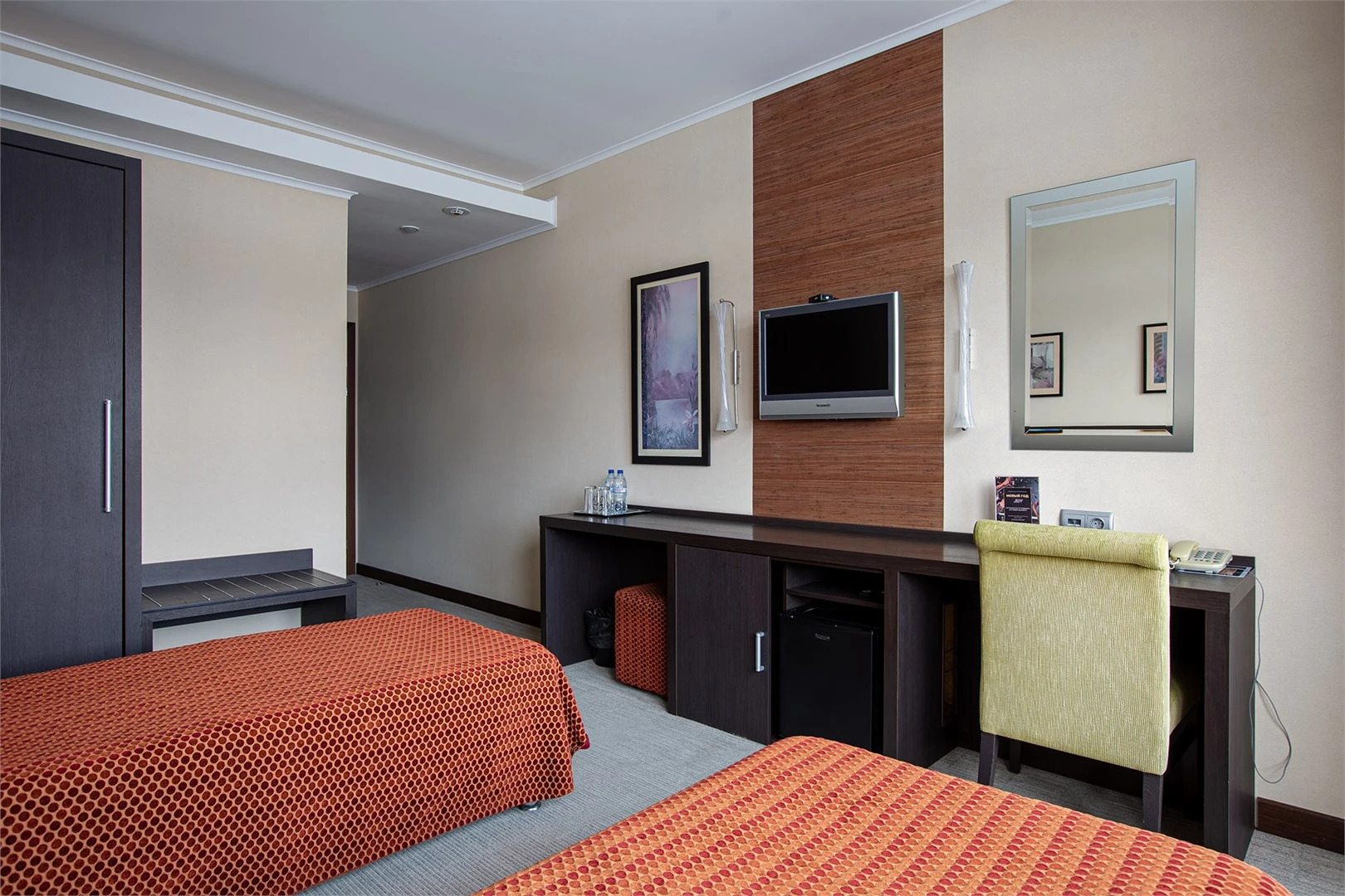 Отель Бумеранг