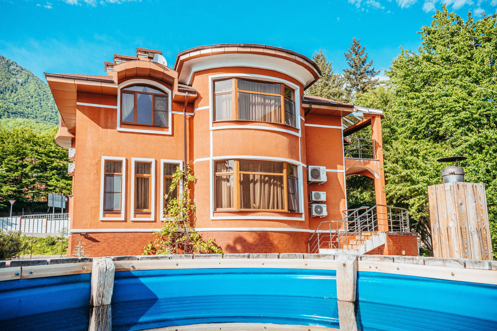 Гостевой дом Alm House