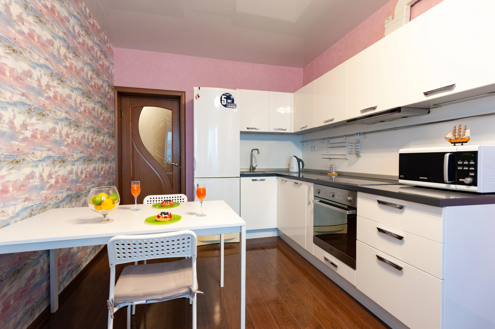 Квартира EL'HOME Евродвушка с панорамным видом на Волгу