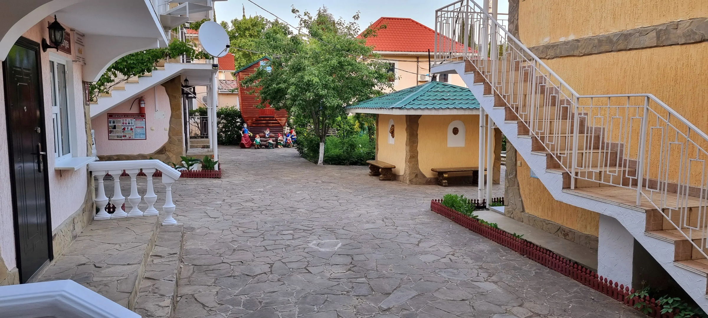 Курортный отель Орхидея