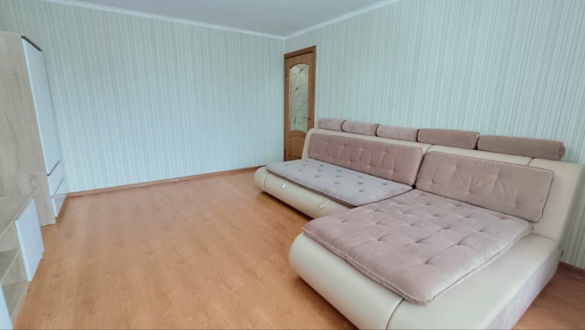 Квартира Изолированные Спальня и Гостиная с Балконом и Видом на Гору Машук на Мира 3535