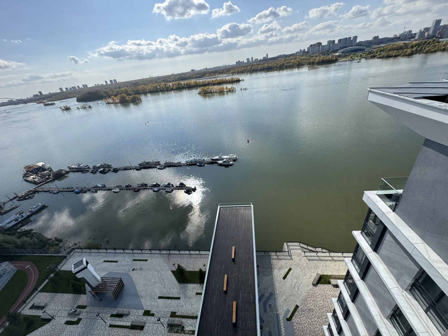 Апартаменты с Террасой и Видом на реку на Михайловской набережной
