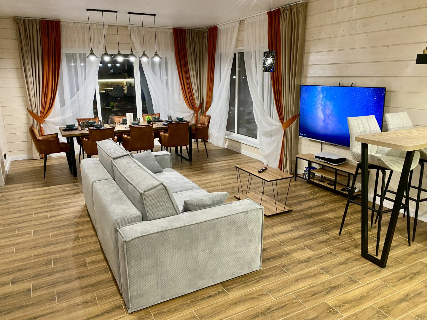 Частный дом Взорви Вельвет