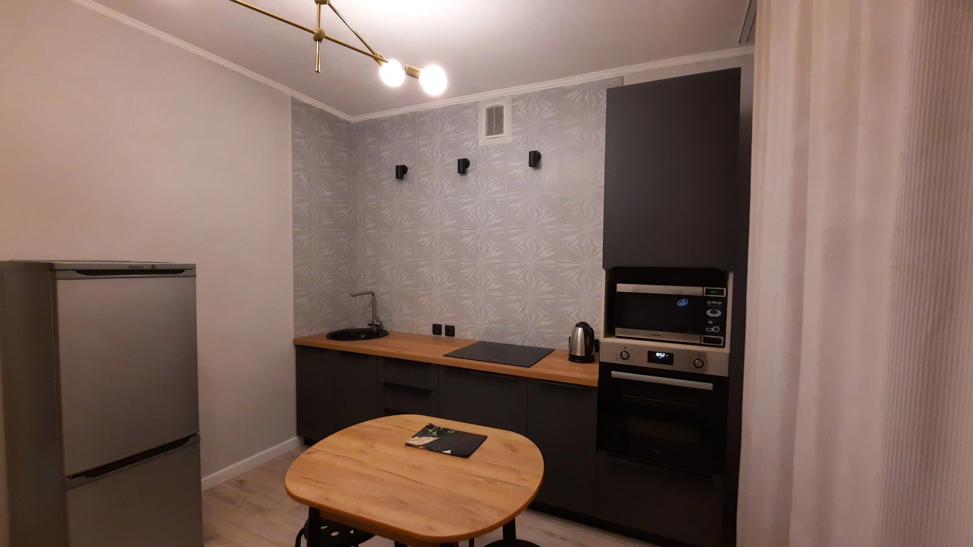 Апартаменты Koltsovo Park