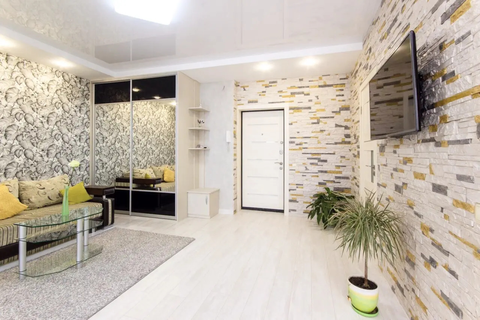 Apartment Chaikovsky on Repina 4 LUX