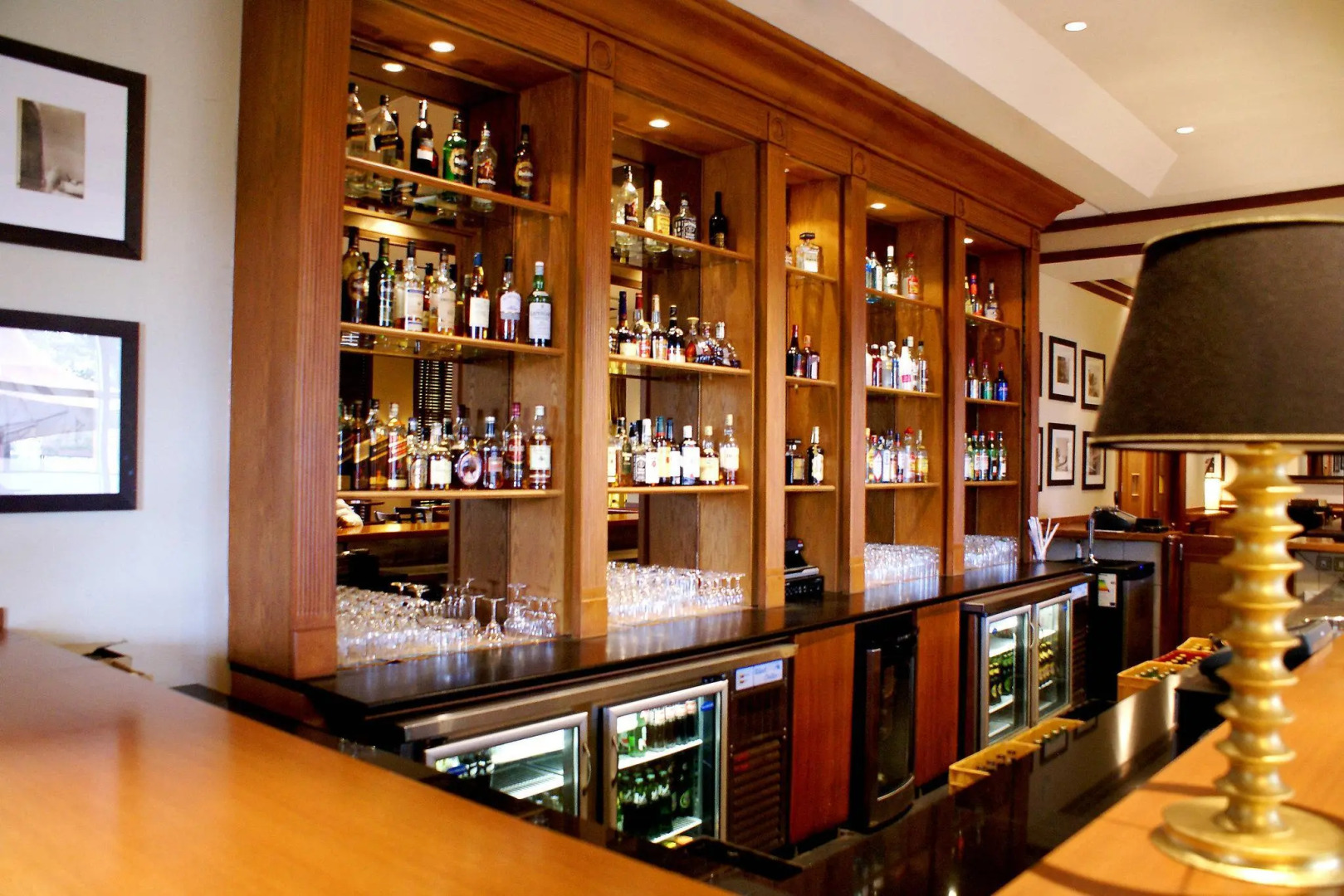 Отель Sheraton Kampala