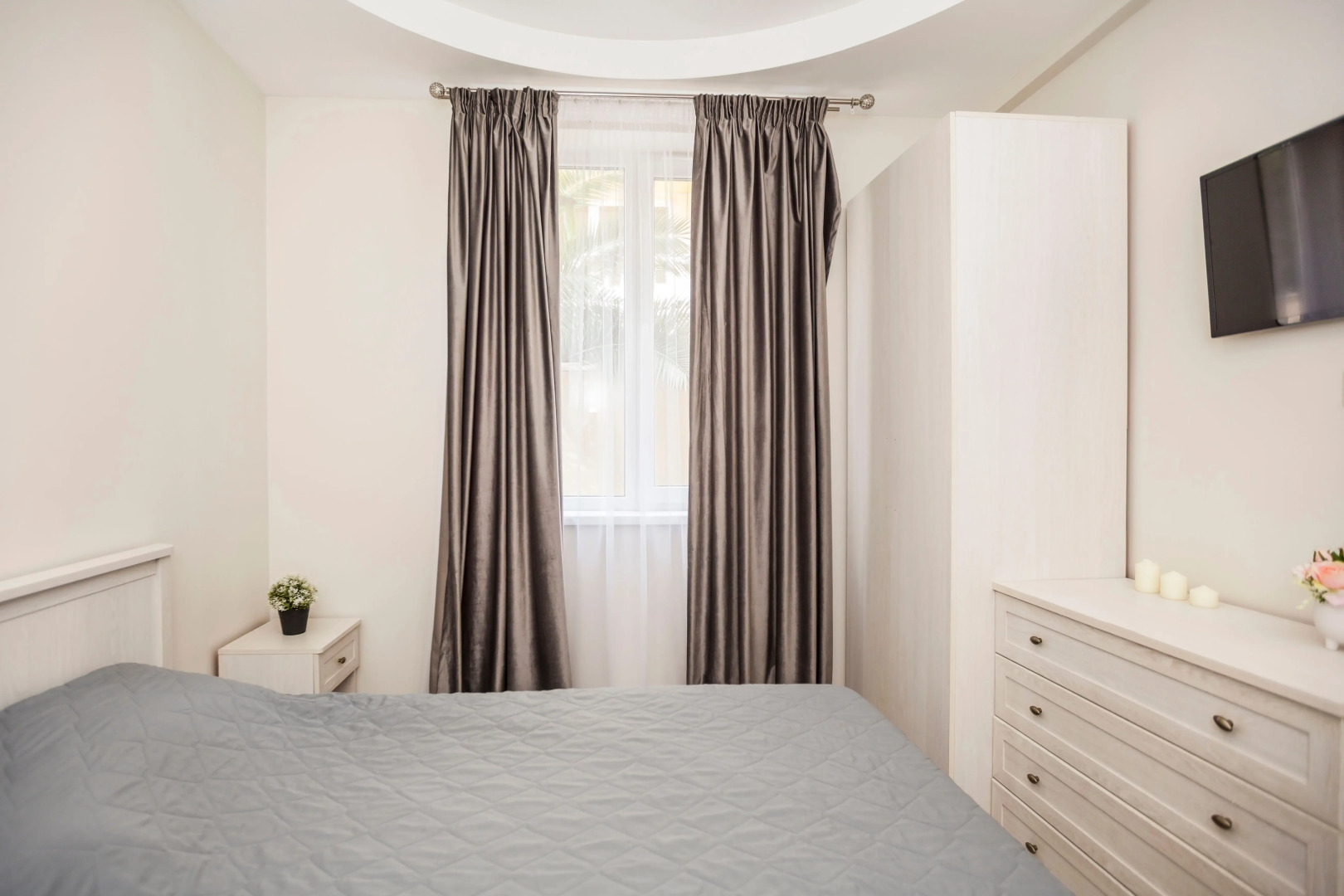 Апартаменты У Моря С Бассейном в ЖК Солнечный апр12