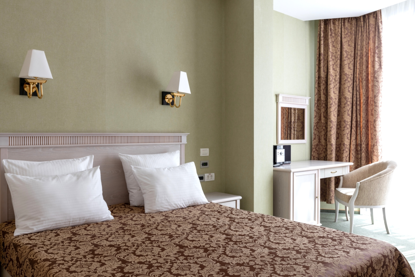 Пансионат Изумруд