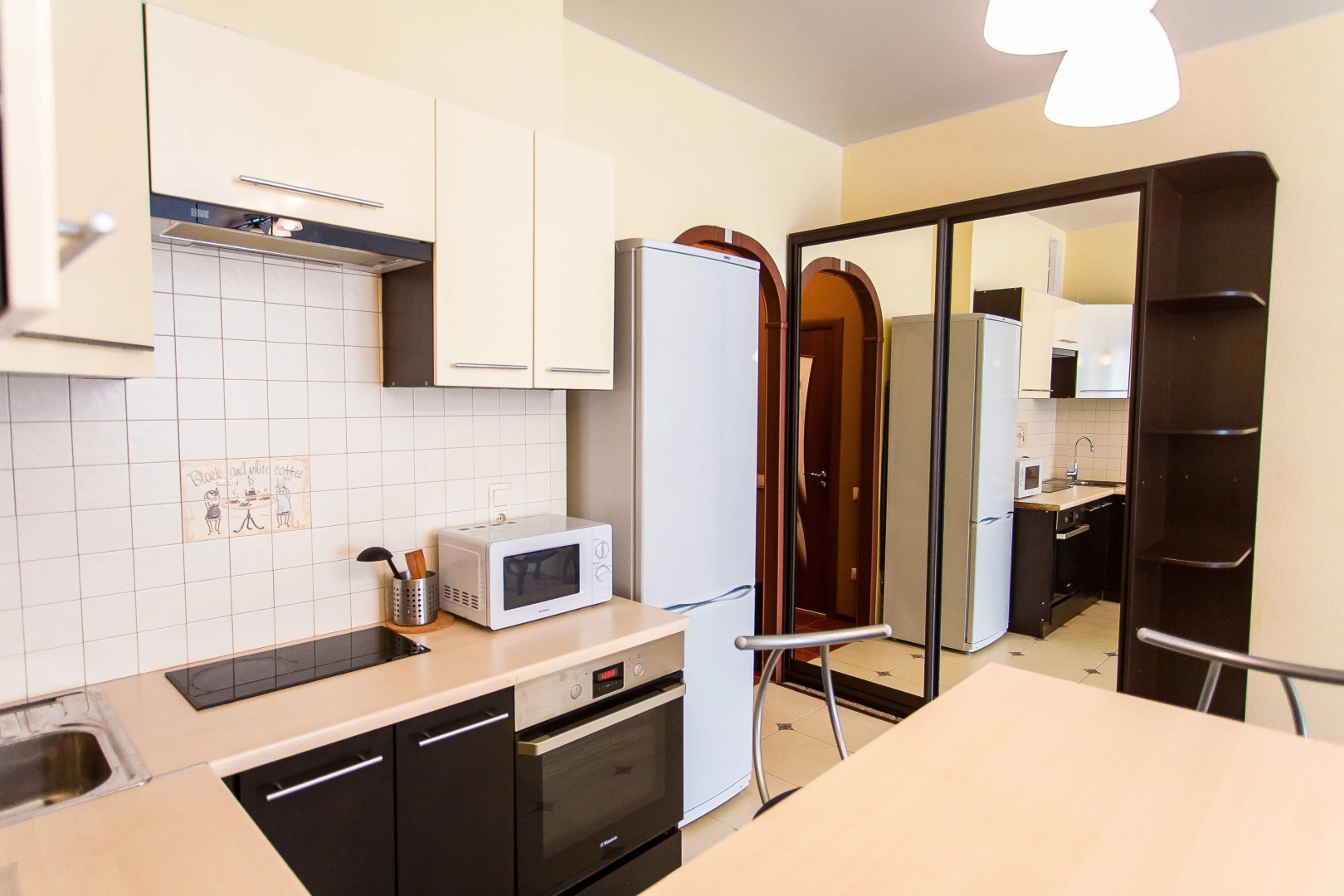 Апартаменты Просторная Студия у Метро Московская