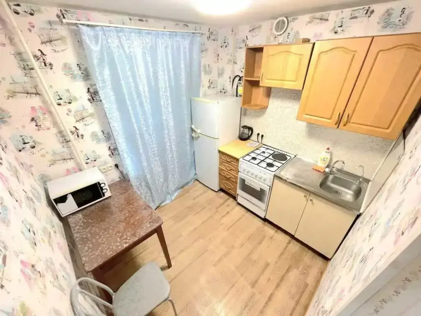 Апартаменты на Карла Маркса 115-1